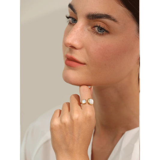 18k Gold Plated Square Shell Ring | Elegant Geometric Stainless Steel Design – Euphoria Jewels Co