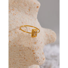 Thin square ring with zirconia, 18K gold plated | Chic and delicate stainless steel jewelry – Euphoria Jewels Co